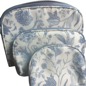 Floral Print Cosmetic Bag Set of 3 NWOT